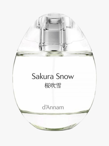 d’Annam Sakura Snow in branded component on a light gray background